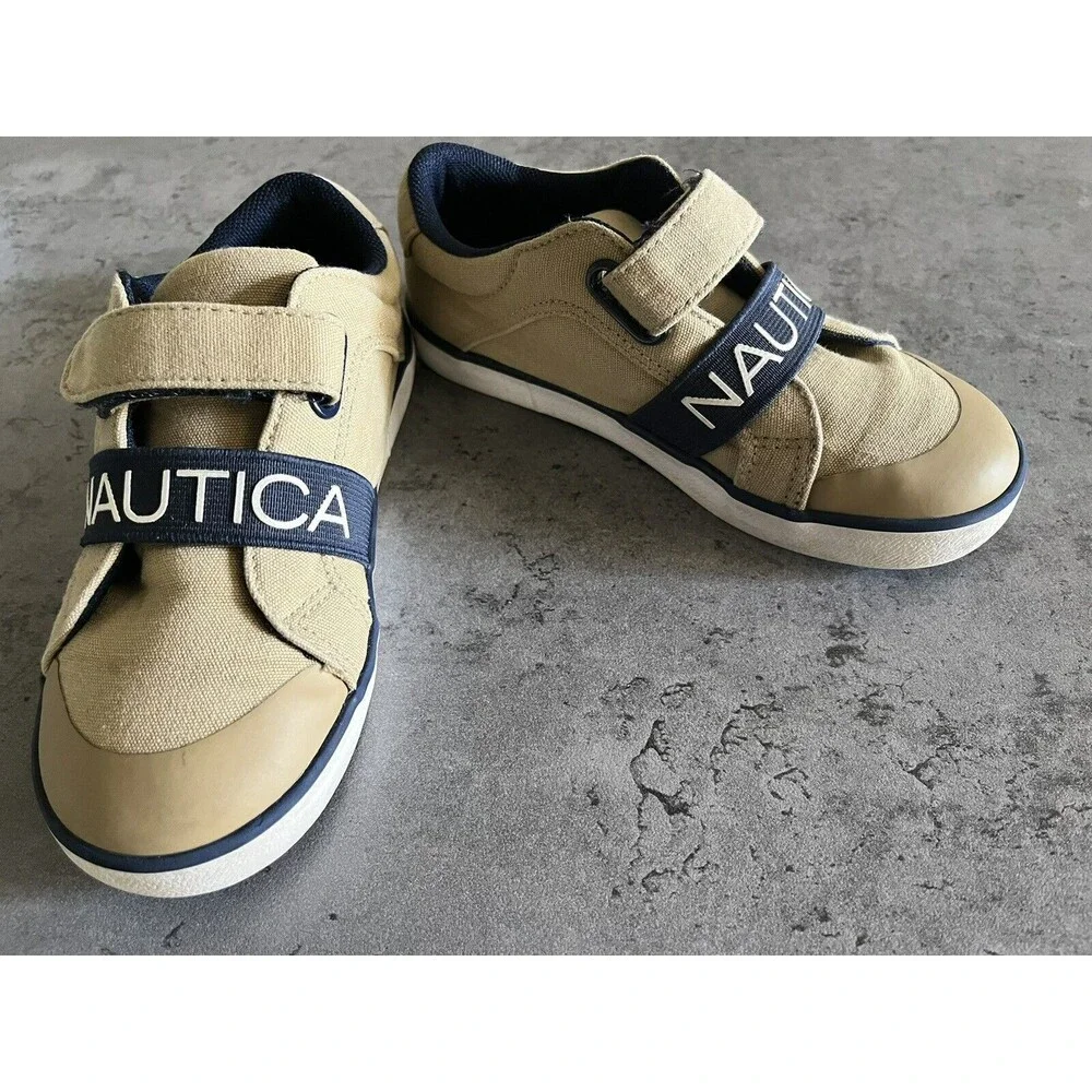 Nautica Boys Shoes Size 11 Tan and Blue